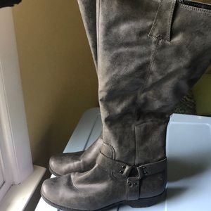Grey boots - wide calf (adjustable)